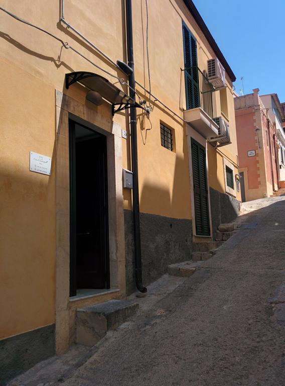 B&B Casa Giunchiglia โนโต ภายนอก รูปภาพ